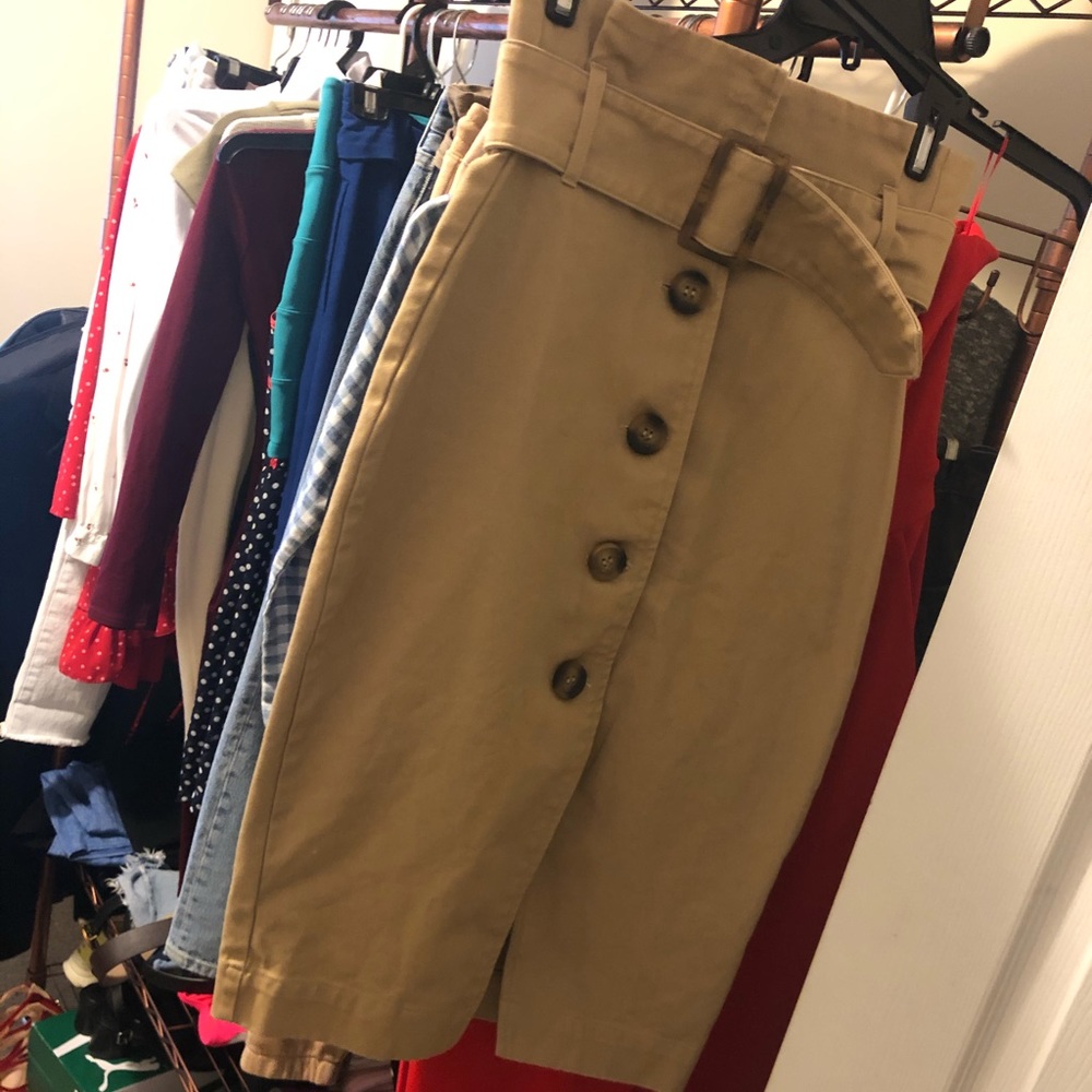 H&M camel pencil skirt like New